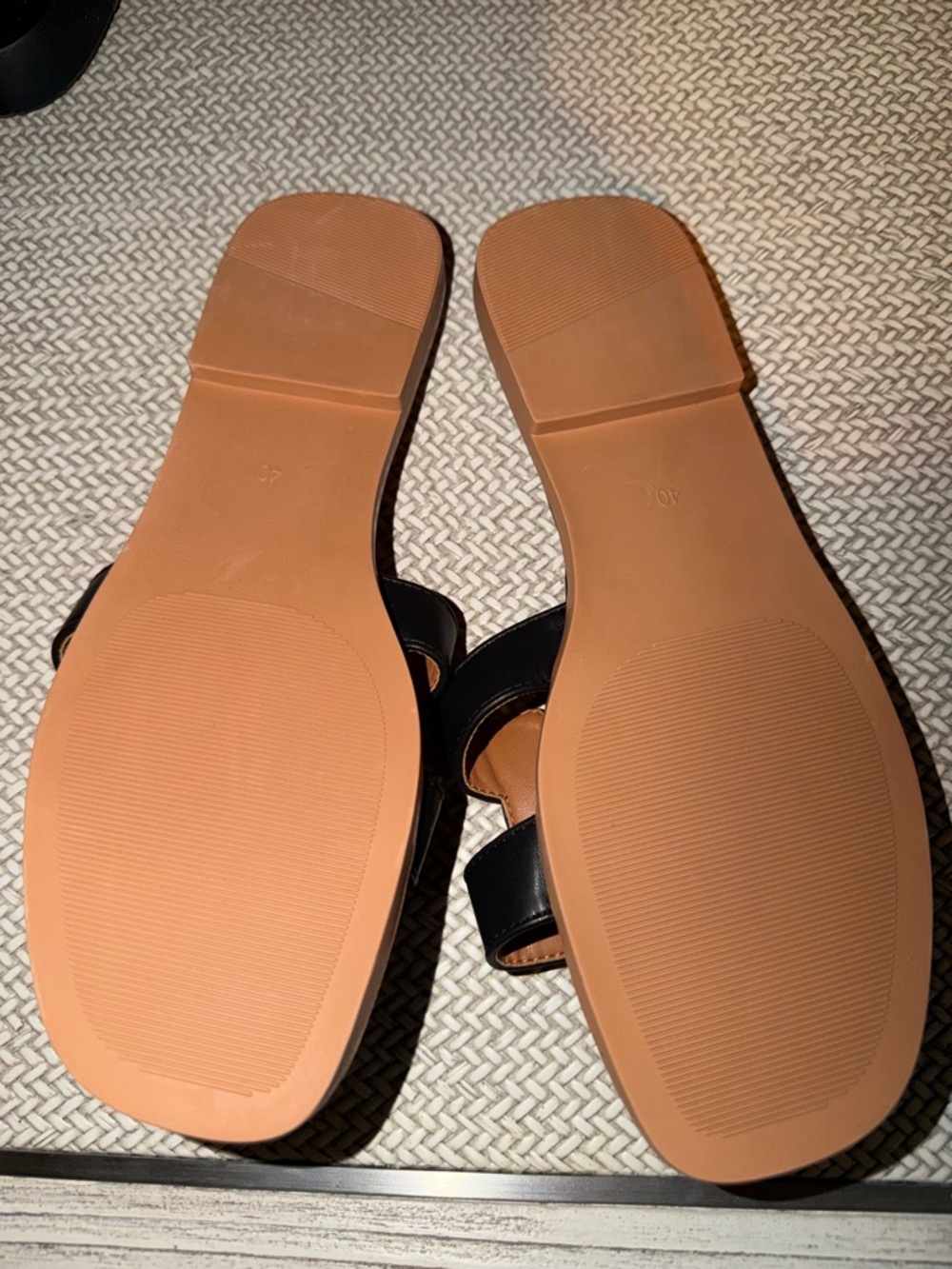 Boutique H Oran Style Sandal - Picture 6 of 9